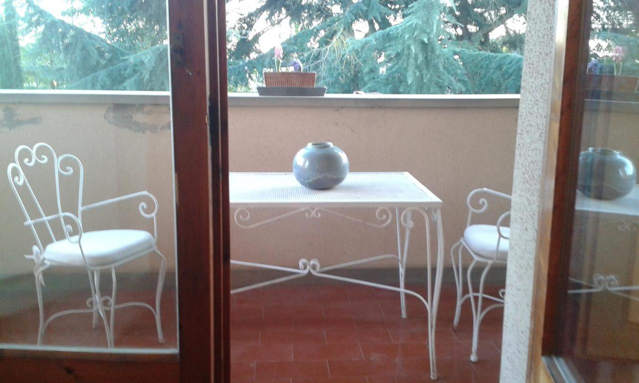 Lupo Azzurro Panzió Siena Szoba fotó